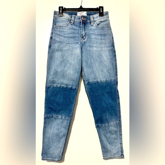 abercrombie kids Other - Abercrombie kids high-rise mini mom jeans size 11/12